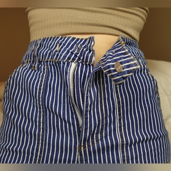 Striped Bell-Bottom Jeans | Forever 21 - Picture 14 of 15